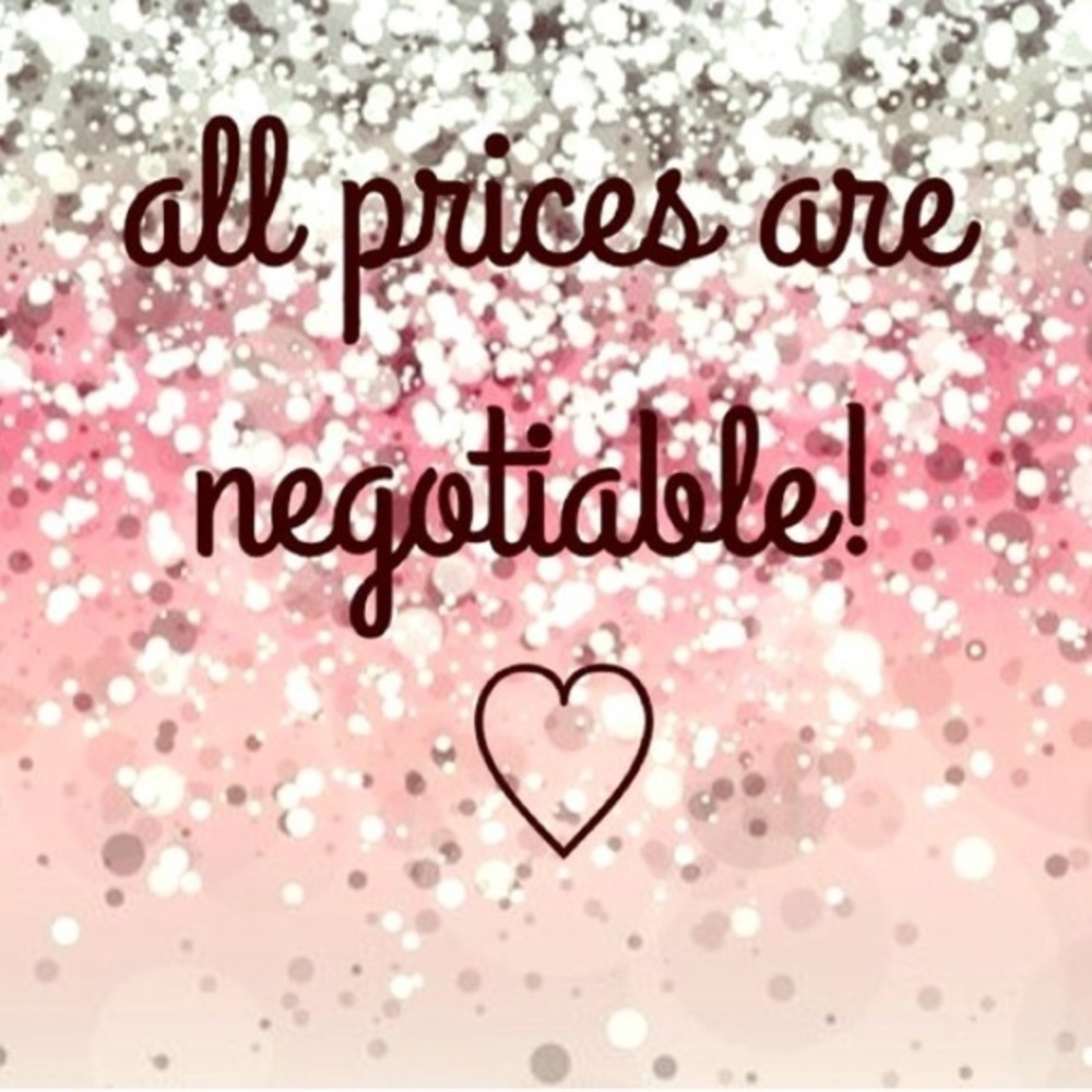 MAJOR MOVING SALE💕 Moving THIS month!💕 Offers welcome here:)💗